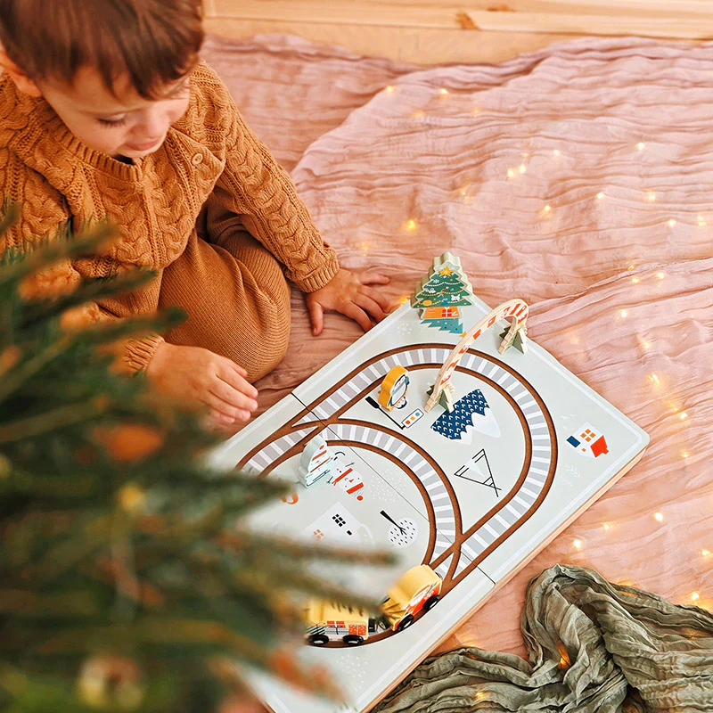Montessori Christmas Railway - Image 12