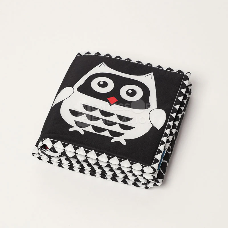 Montessori Newborn Contrast Book - Image 9