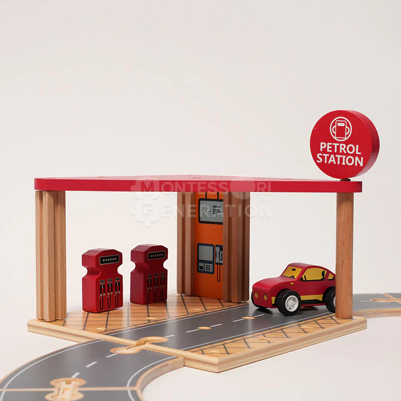 Montessori Petrol Station - Image 7