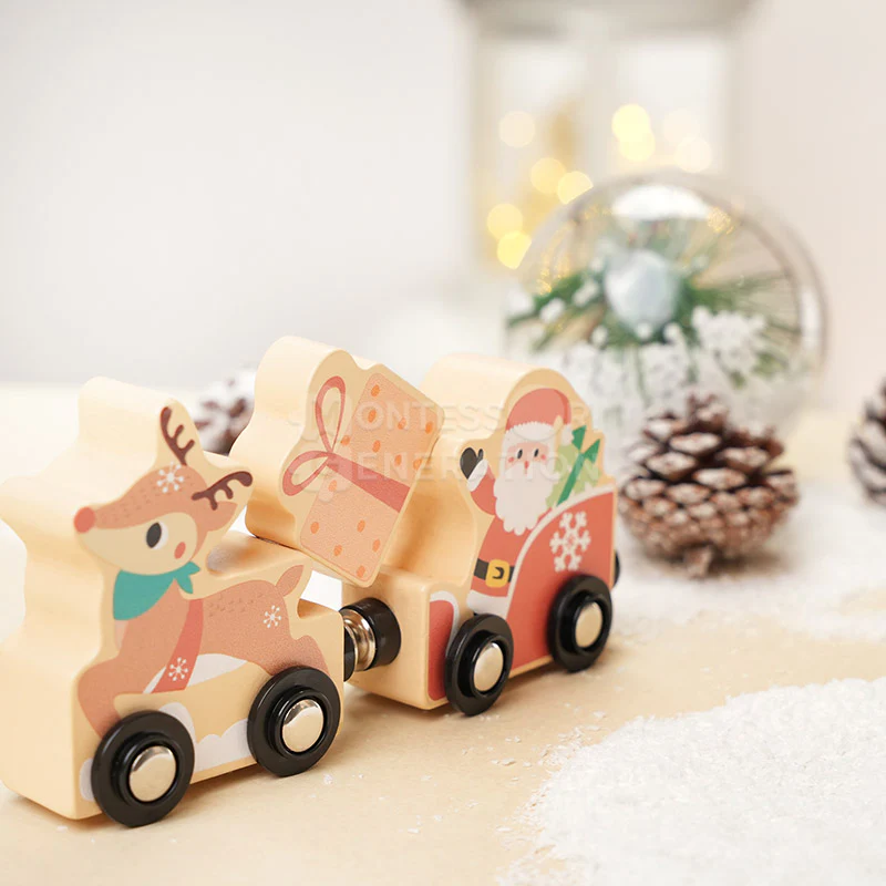 Montessori Xmas Dollhouse - Image 6